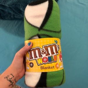 M&M blanket